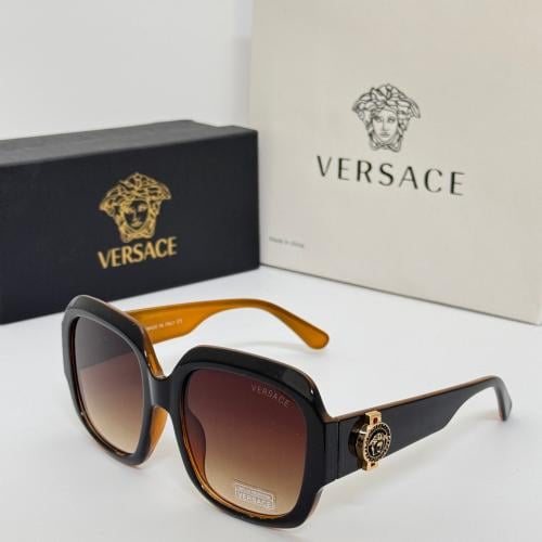 نظارة شمسية نسائية عربض بني