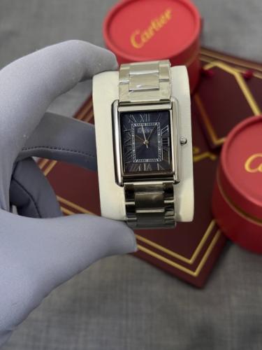 ساعة يد هاي كوالتي سوير ضد الماء والخدش