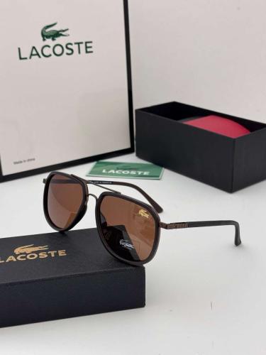 نظارة شمسية نسائية لاكوست