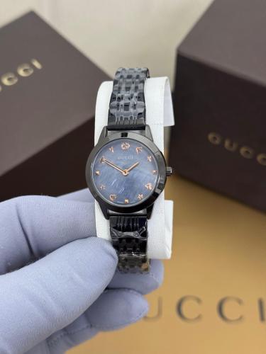 ساعة نسائية قوتشي