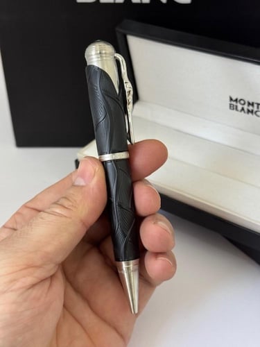 فيكتور هوجو قلم موتت بلانك فاخر