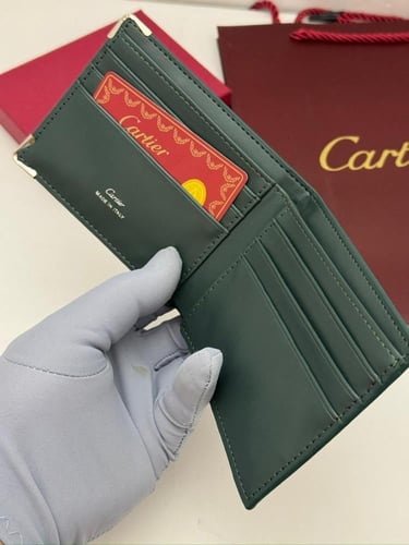 محفظة جلدية كارتير اخضر زيتي