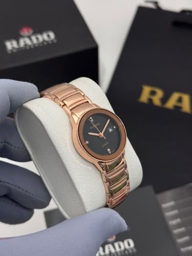 ساعة نسائية رادو