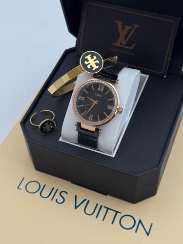 طقم ساعة نسائية لويس فيتون - سوار جلدي أسود وميناء...