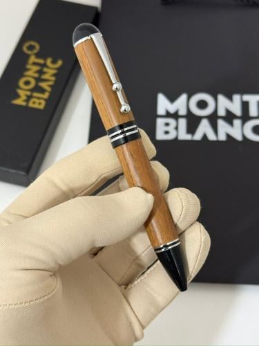 قلم مونت بلانك باللون الخشبي الفاخر