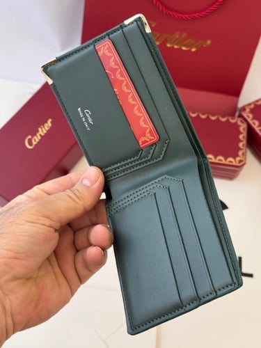 محفظة جلدية كارتير اخضر زيتي