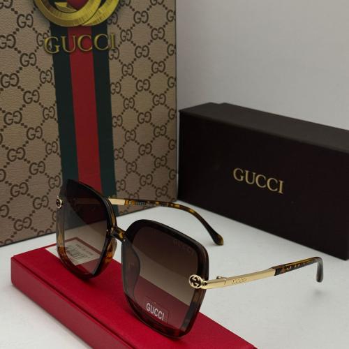 نظارة شمسية رجالية غوتشي