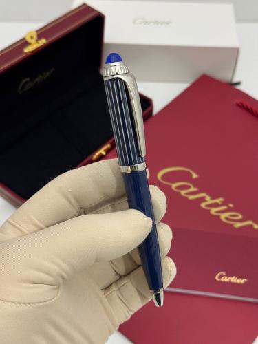 قلم كارتير فرار باللون الأزرق الكحلي الأنيق