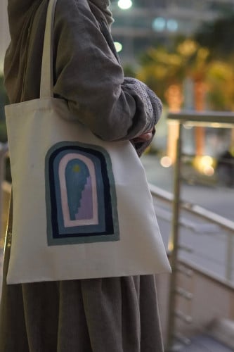 Tote bag