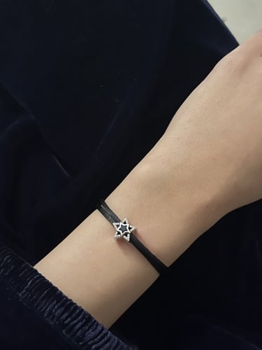 اسواره نجمه -فضه-