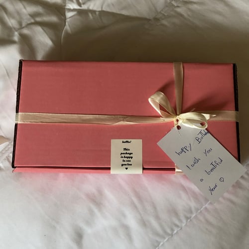 تغليف هديه مع كتابة رساله