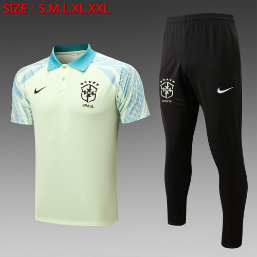 بولو البرازيل مع سروال 2022