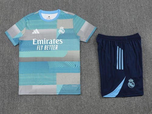 طقم ريال مدريد تمارين