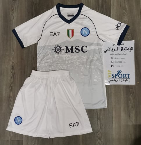 نابولي الثاني ابيض 2024