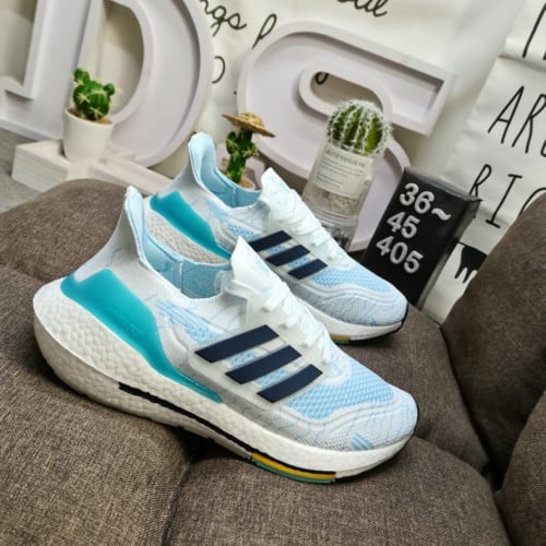 ادايدس Adidas ultra boost 2022 أبيض ازرق