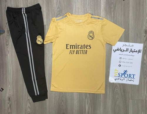 ريال مدريد ولادي مع سروال