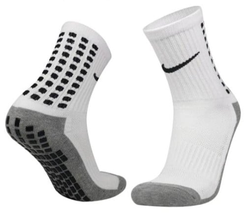 شراب جورب نايك مانع انزلاق ابيض