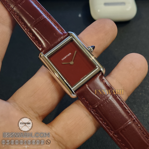 ساعة كارتير تانك موست مقاس 33.7 x 25.5 mm حجم صغير