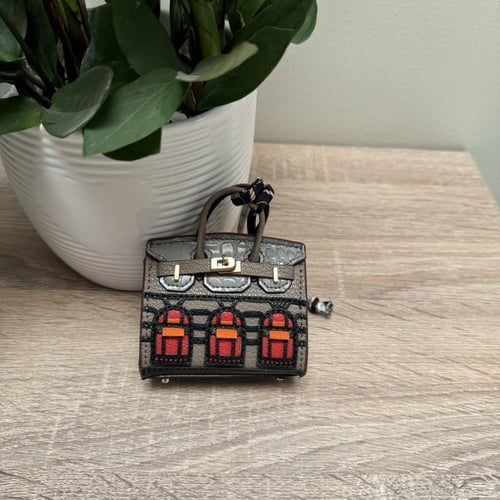 تعليقة شنط - لون بني