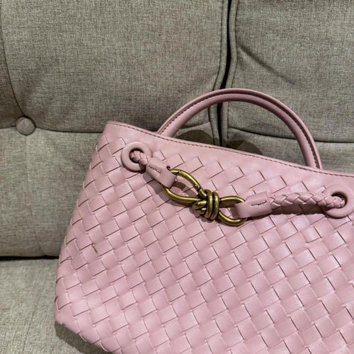 آنديامو 24سم - لون بيبي بنك