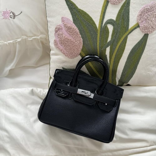 بيركن 20سم - لون اسود جلد كروك