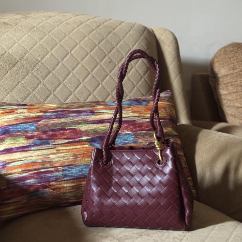 آنديامو شولدر - لون عودي