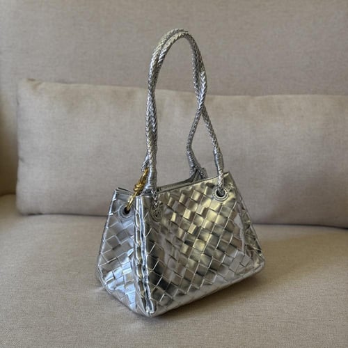 آنديامو شولدر - لون فضي