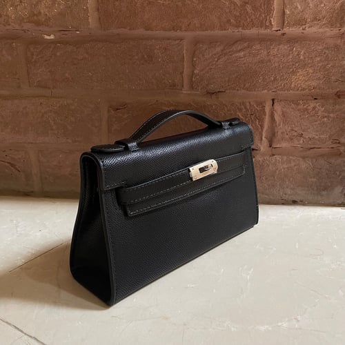 سمول باق (2) - لون اسود بخياطة سوداء