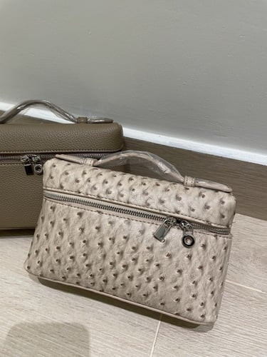 لورا باق - لون بيج جلد نعام