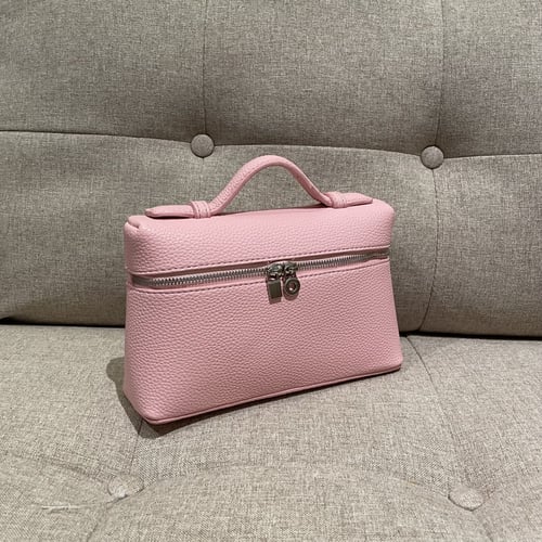 لورا باق - لون بيبي بنك