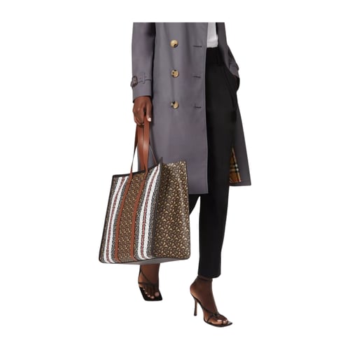 شنطة توت بربري