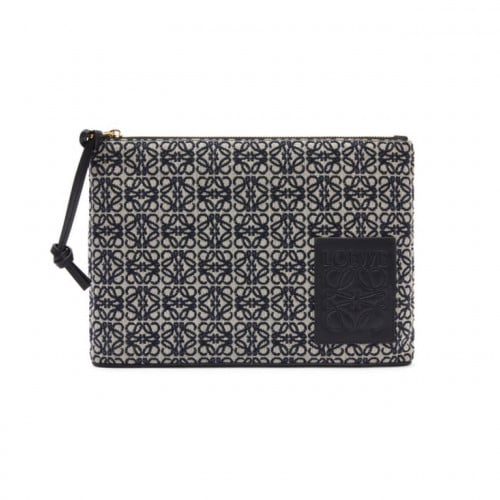 باوتش لويفي