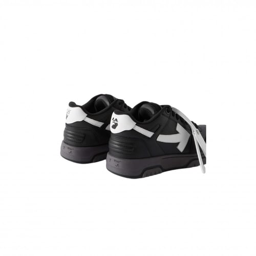 سنيكرز أوف وايت | Sneakers Off white