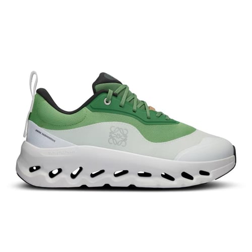 سنيكرز تعاون اون كلاود X لويفي | Loewe x On Cloud...