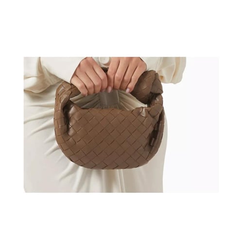 شنطة نسائية بوتيغا فينيتا