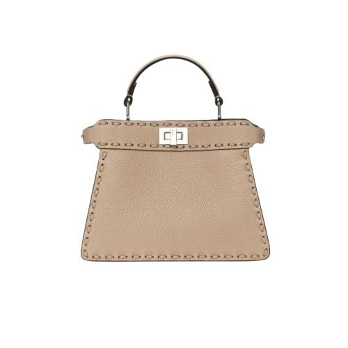 شنطة نسائية فندي