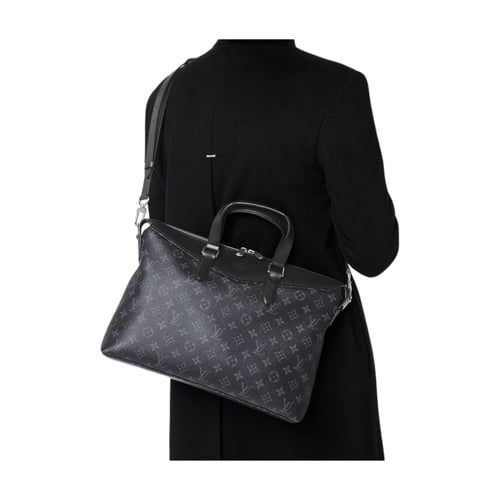 شنطة عمل لويس فيتون | Louis Vuitton work bag
