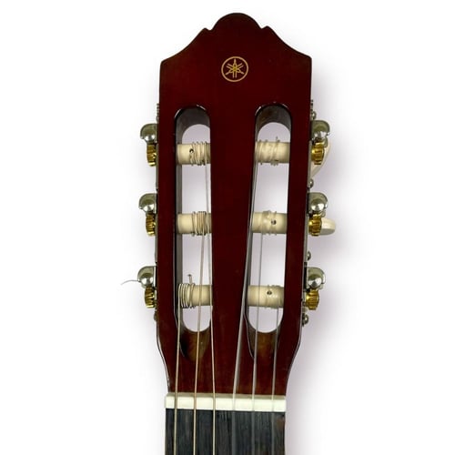 جيتار كلاسيكي ماركة ياماها موديل C40