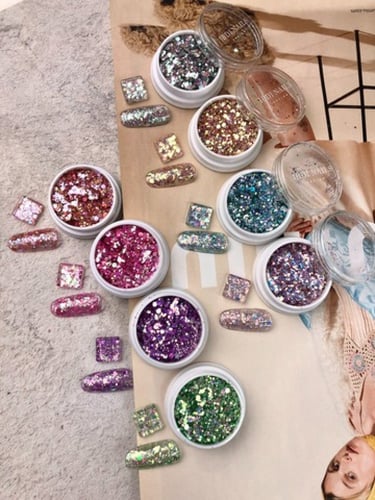 قلتر أظافر أزرق