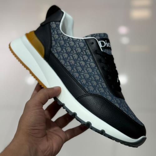 حذاء ديور رجالي