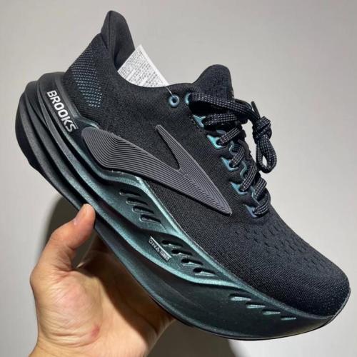 حذاء بروكس رياضي رجالي