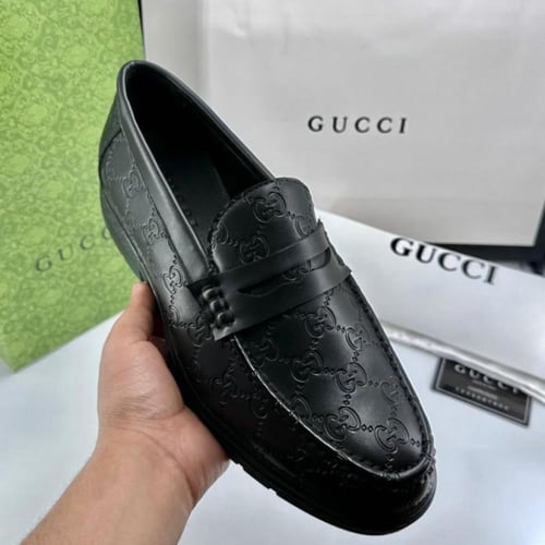 حذاء قوتشي رسمي