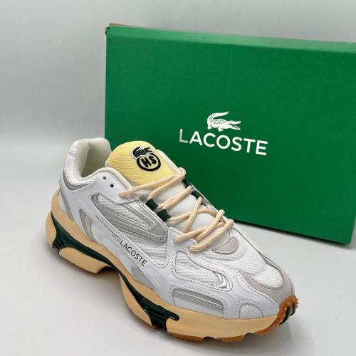 حذاء لاكوست