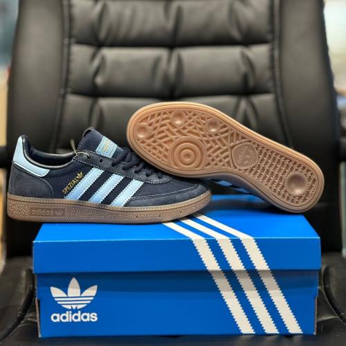 حذاء سبيزل اديداس