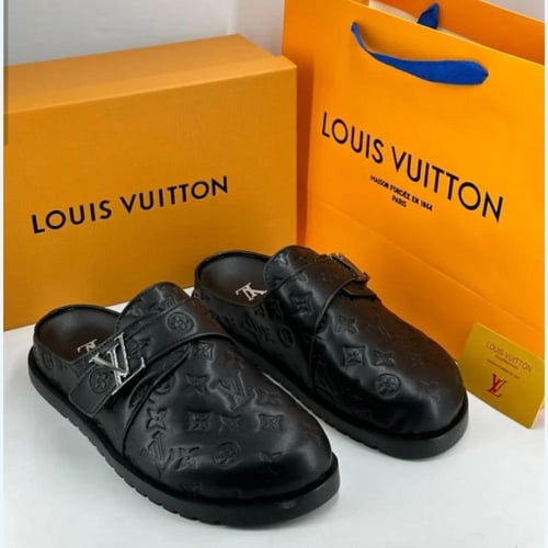 صندل لويس فيتون أسود