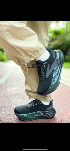 حذاء بروكس رياضي رجالي