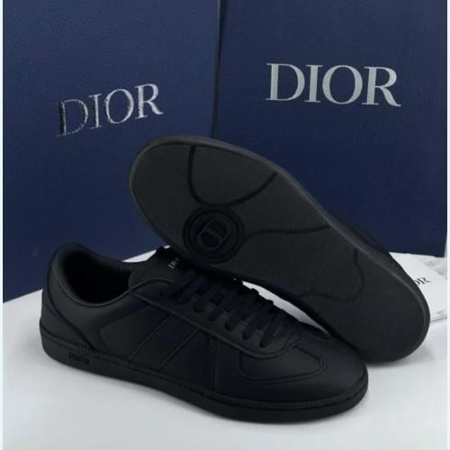 حذاء ديور رجالي