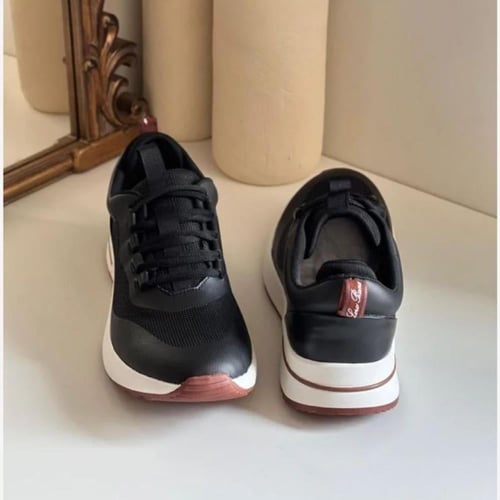 حذاء لوروبيانا رياضي أسود