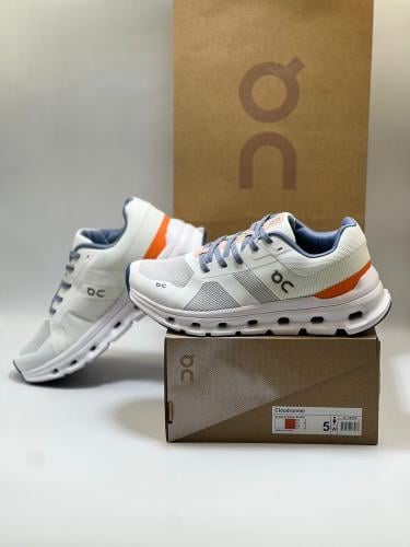 حذاء اون راننق فيتنامي