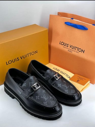 حذاء لويس فيتون رسمي